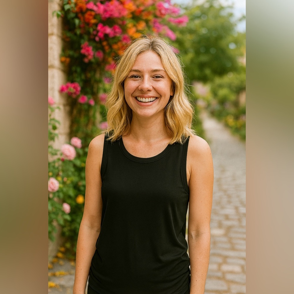 Babaton Classic Black Sleeveless Top